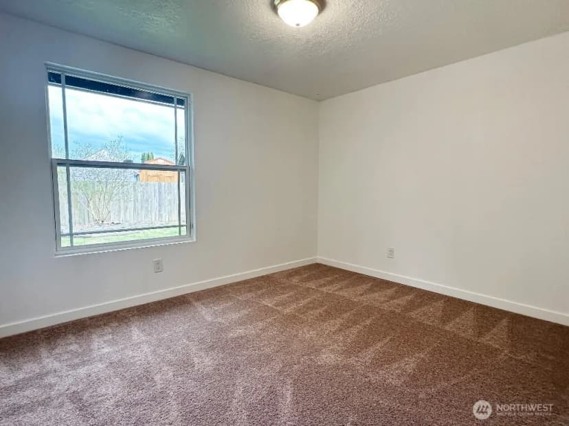 Property photo for 2414 48th Avenue, Longview photo 12