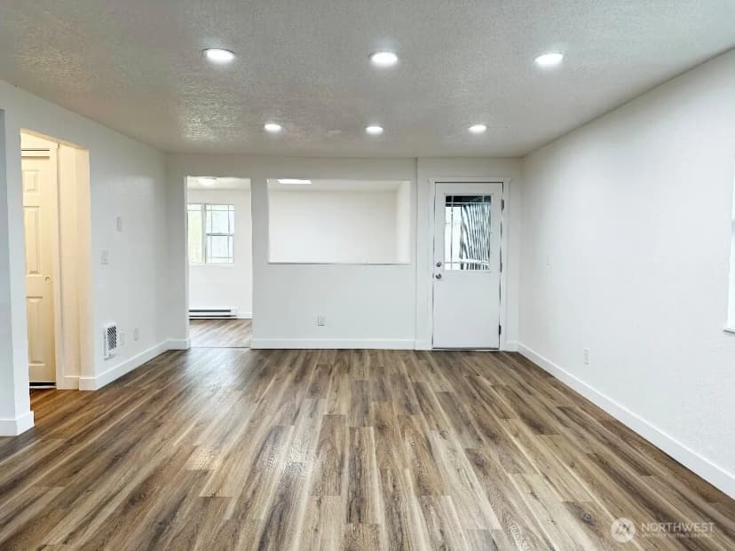 Property photo for 2414 48th Avenue, Longview photo 6