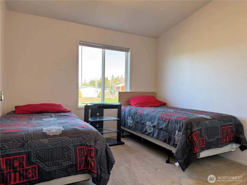 Property photo for 316 Airport Loop #a, Davenport photo 11