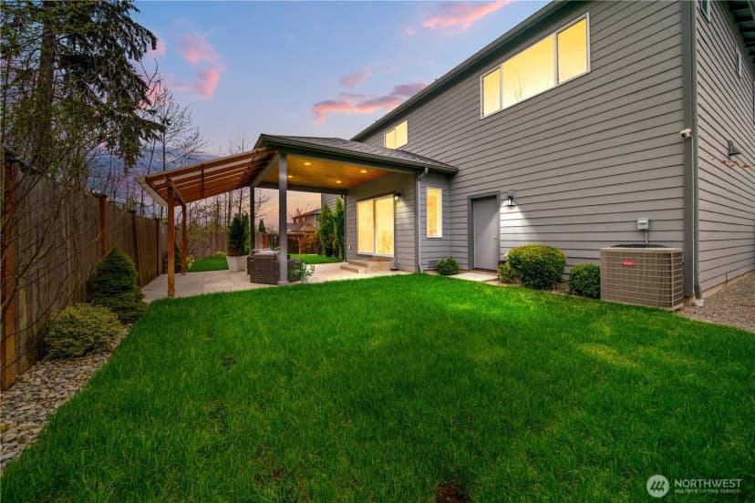 Property photo for 8837 Ne 202nd Place, Bothell photo 26
