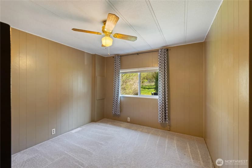 Property photo for 640 Richardson Court, Oak Harbor photo 16