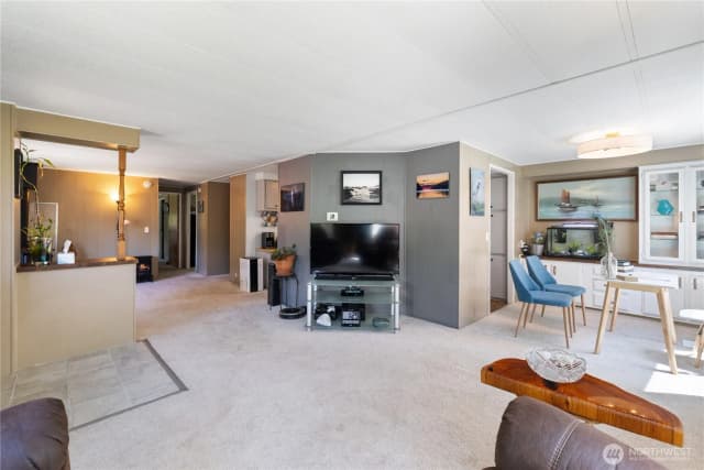 Property photo for 640 Richardson Court, Oak Harbor photo 4