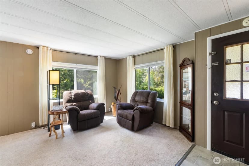 Property photo for 640 Richardson Court, Oak Harbor photo 5