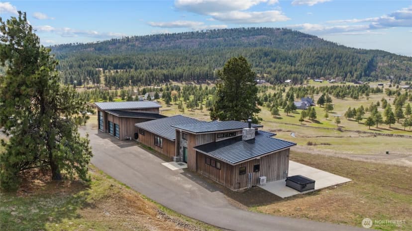 Property photo for 2697 Hidden Valley Rd, Cle Elum photo 2
