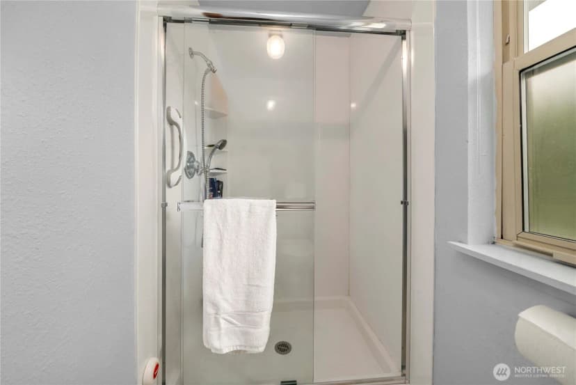 Property photo for 13124 50th Avenue E, Tacoma photo 26