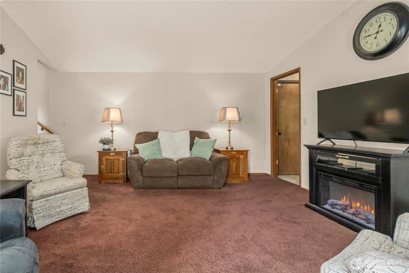 Property photo for 13124 50th Avenue E, Tacoma photo 15