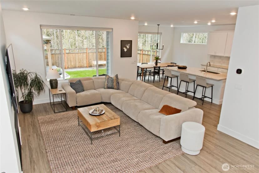 Property photo for 33138 Se Stevens Street, Black Diamond photo 8