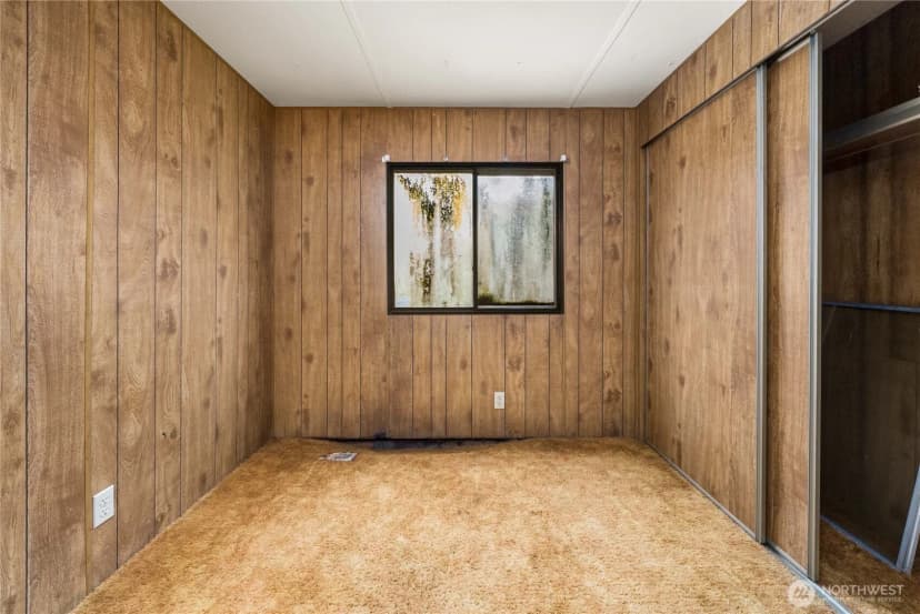 Property photo for 21215 Orting Kapowsin Highway E, Graham photo 23