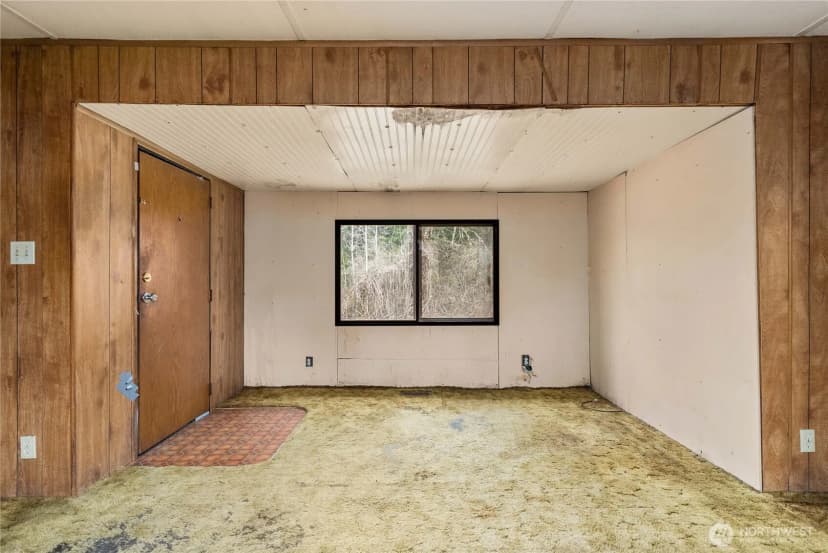 Property photo for 21215 Orting Kapowsin Highway E, Graham photo 11