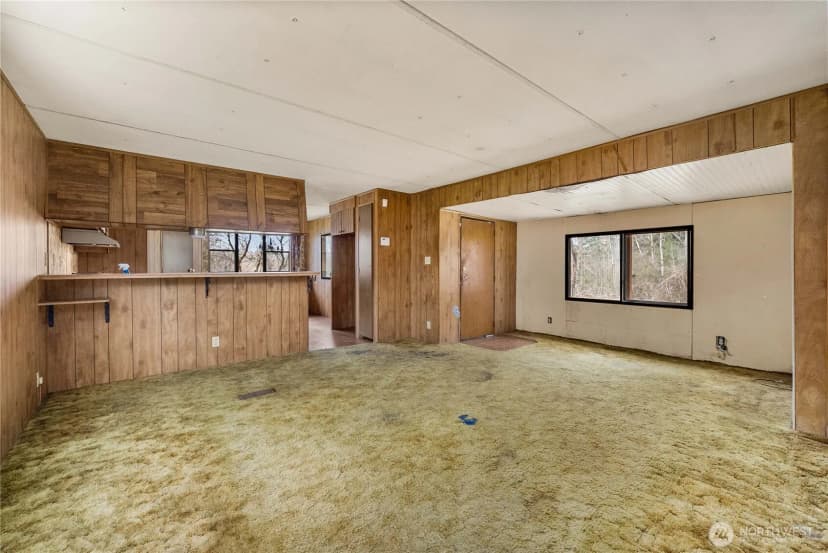 Property photo for 21215 Orting Kapowsin Highway E, Graham photo 10