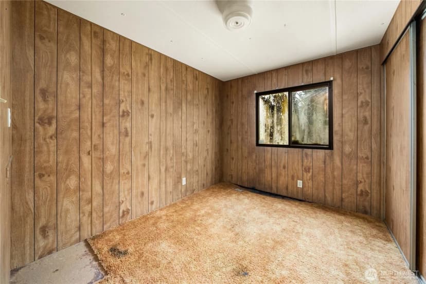 Property photo for 21215 Orting Kapowsin Highway E, Graham photo 22
