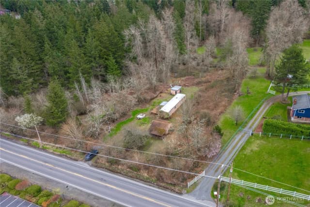 Property photo for 21215 Orting Kapowsin Highway E, Graham photo 3