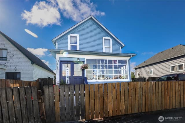 Property photo for 811 W Market Street, Aberdeen photo 2