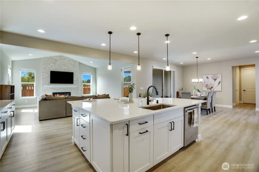 Property photo for 20716 156th Street Ct E, Bonney Lake photo 11
