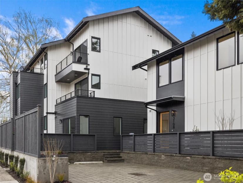 Property photo for 3106 Ne 75th Street, Seattle photo 23