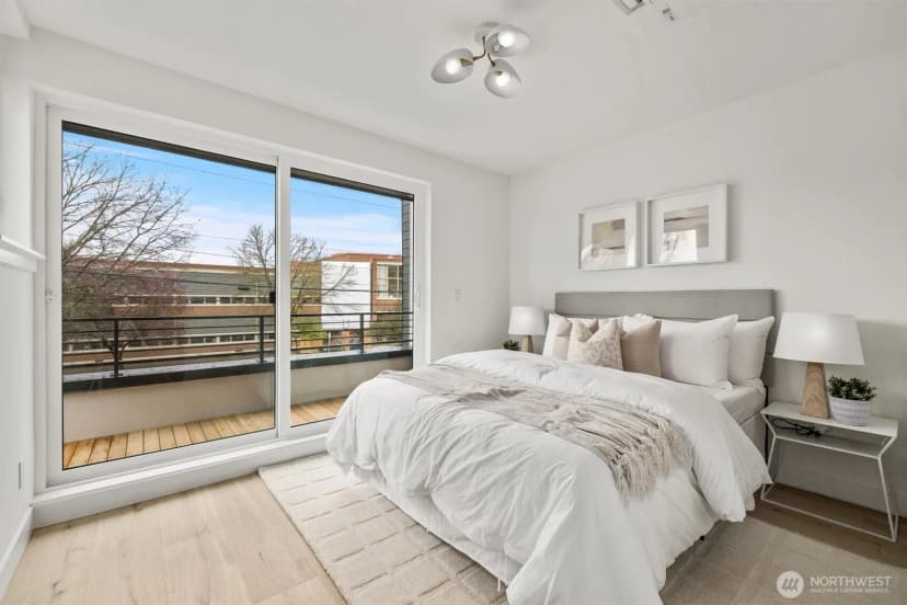 Property photo for 3106 Ne 75th Street, Seattle photo 12