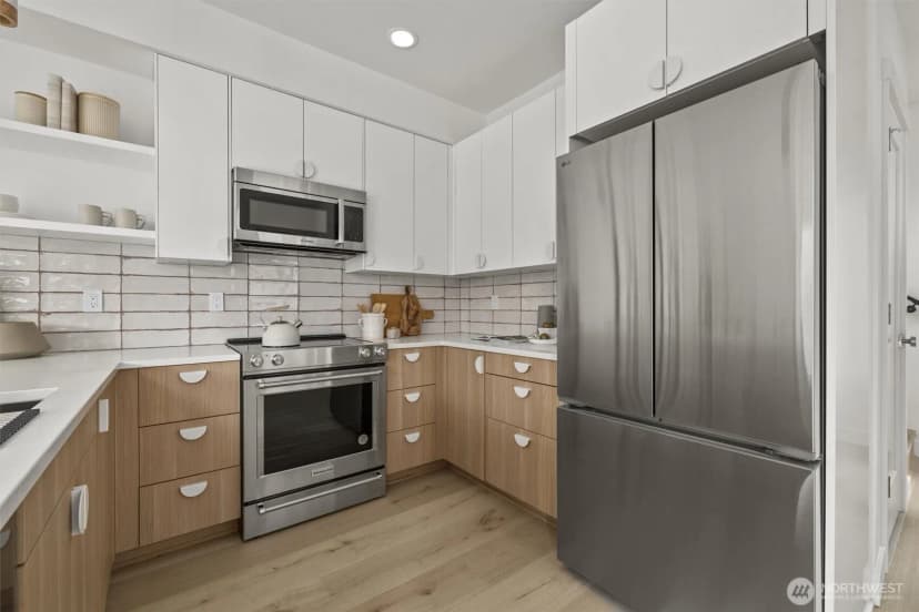 Property photo for 3106 Ne 75th Street, Seattle photo 3