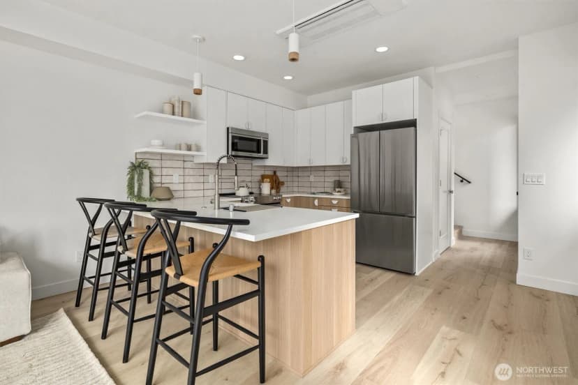 Property photo for 3106 Ne 75th Street, Seattle photo 10
