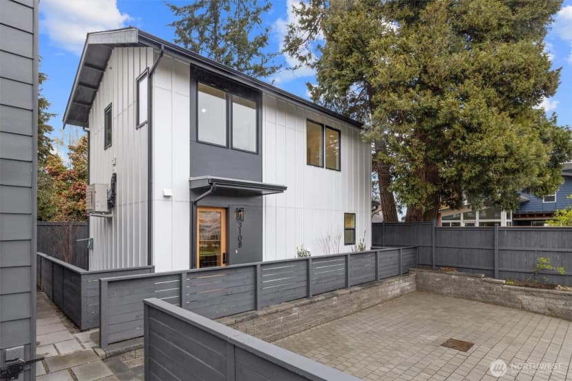 Property photo for 3108 Ne 75th Street, Seattle photo 19