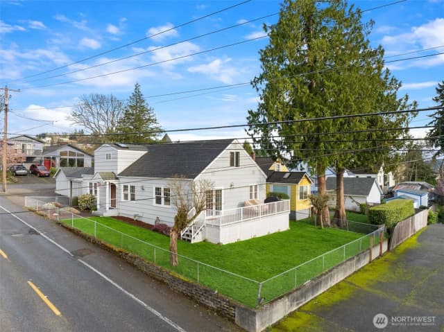 Property photo for 18785 Ness Place Ne, Poulsbo photo 2