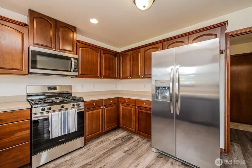 Property photo for 402 Easy Street Se, Rainier photo 15