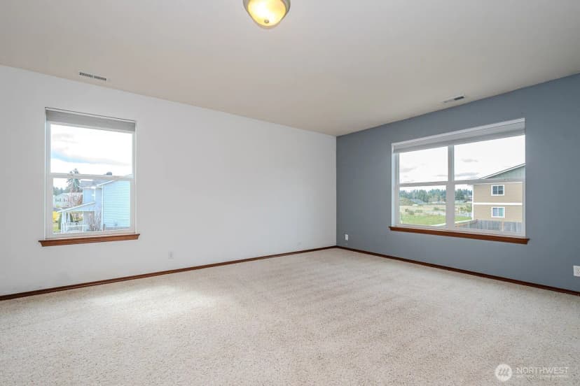 Property photo for 402 Easy Street Se, Rainier photo 24
