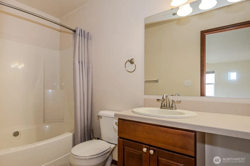 Property photo for 402 Easy Street Se, Rainier photo 23