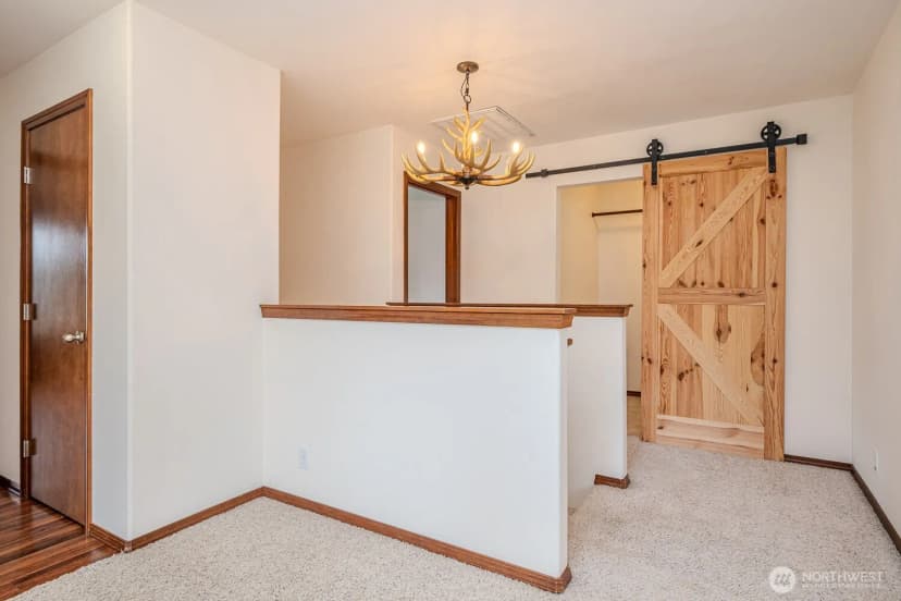 Property photo for 402 Easy Street Se, Rainier photo 19