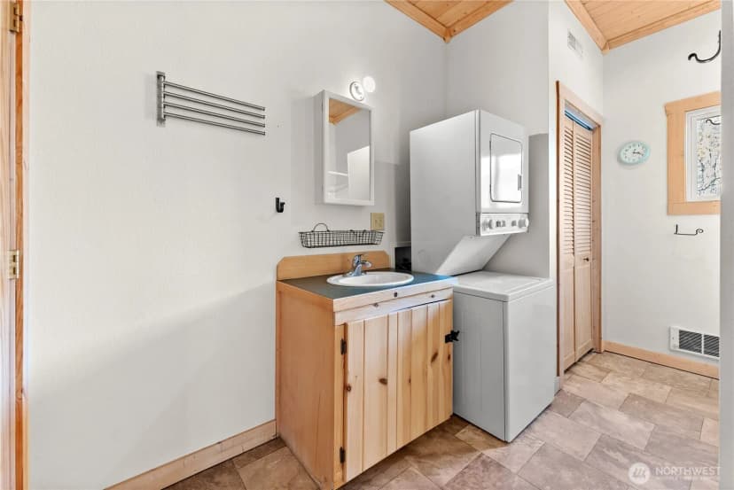 Property photo for 143 Harrier Hill Road, Winthrop photo 13