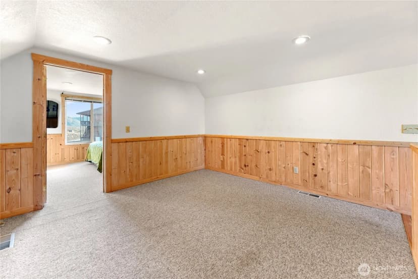 Property photo for 143 Harrier Hill Road, Winthrop photo 14