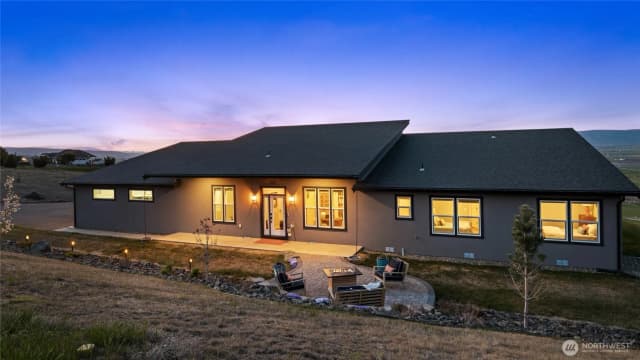 Property photo for 171 Cherry Hill Dr, Ellensburg photo 2