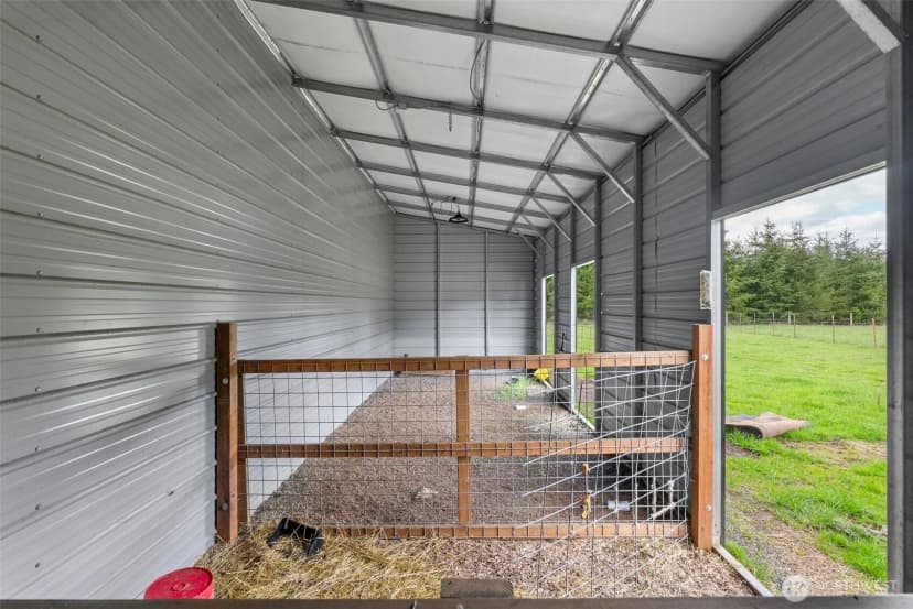 Property photo for 211 John Road, Chehalis photo 28