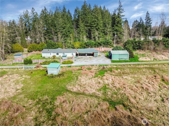 Property photo for 920 336th Street E, Roy