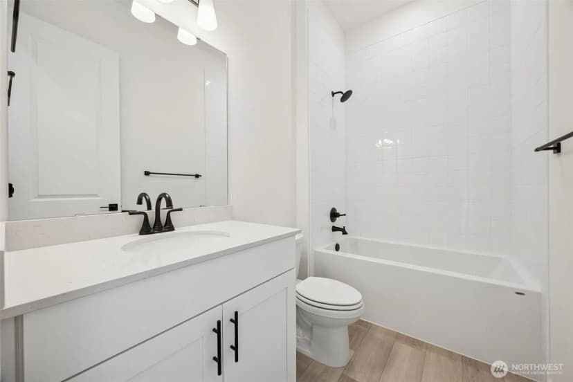 Property photo for 710 S Davis Street #106, Buckley photo 10