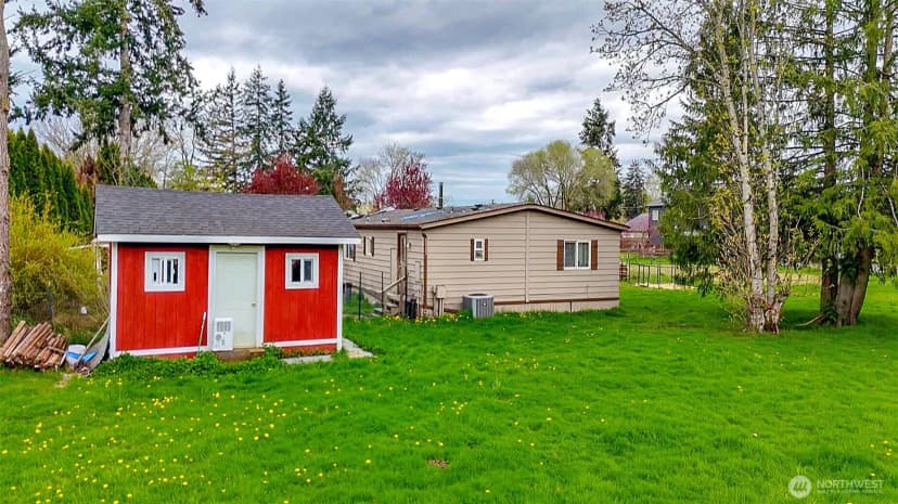 Property photo for 16713 75th Street Ct E, Sumner photo 2