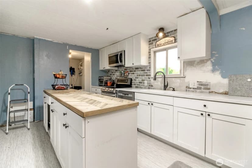 Property photo for 16713 75th Street Ct E, Sumner photo 23