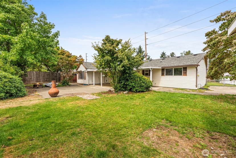 Property photo for 5404 111th Street Sw, Lakewood photo 18