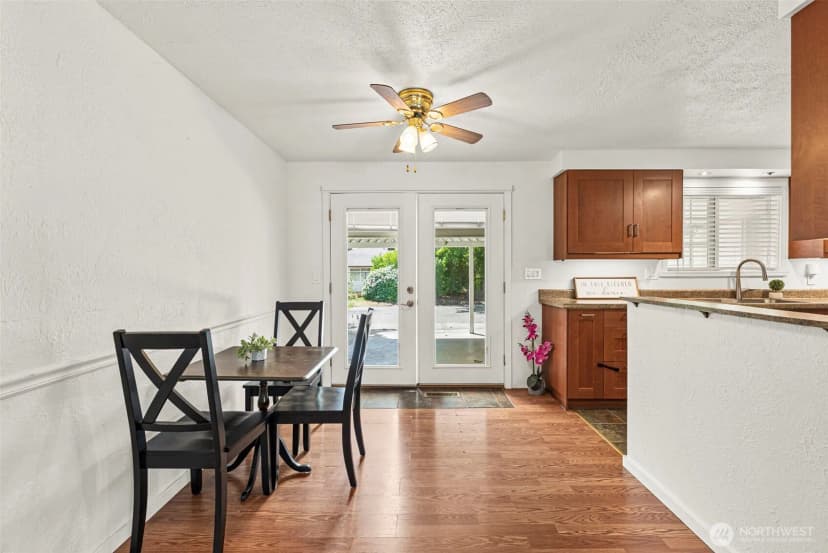 Property photo for 5404 111th Street Sw, Lakewood photo 6