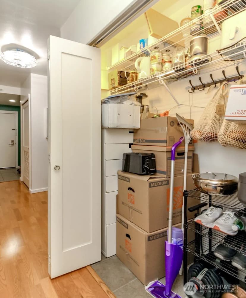 Property photo for 76 Cedar Street #207, Seattle photo 15