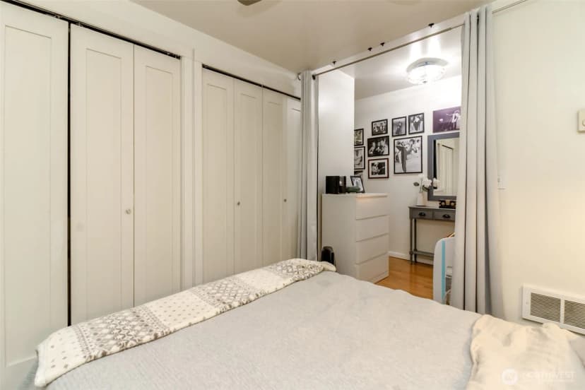 Property photo for 76 Cedar Street #207, Seattle photo 9