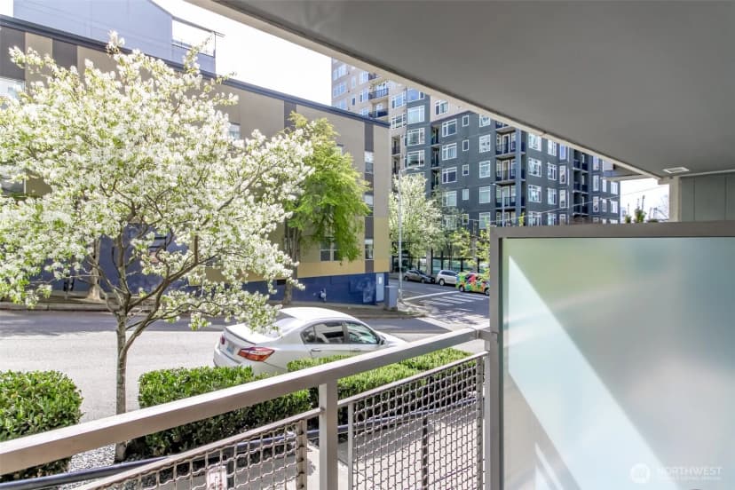 Property photo for 76 Cedar Street #207, Seattle photo 12