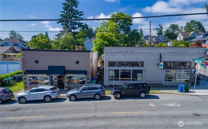 Property photo for 6408 Latona Avenue Ne, Seattle photo 9