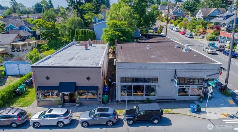 Property photo for 6408 Latona Avenue Ne, Seattle photo 8