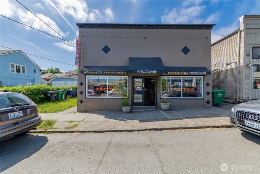 Property photo for 6408 Latona Avenue Ne, Seattle photo 17