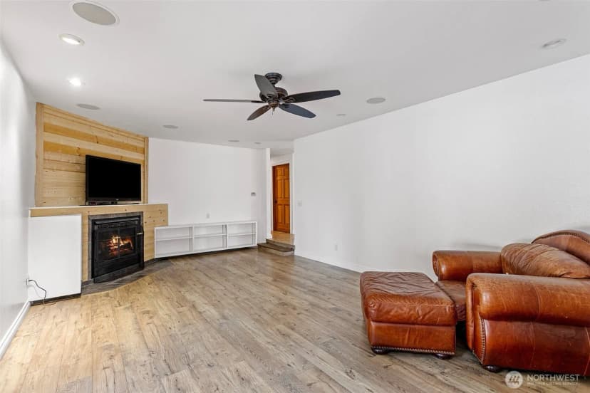 Property photo for 27621 Ne 35th Ave Ne, Arlington photo 11