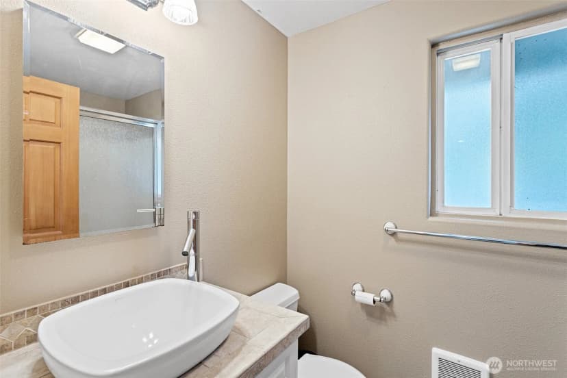 Property photo for 27621 Ne 35th Ave Ne, Arlington photo 17