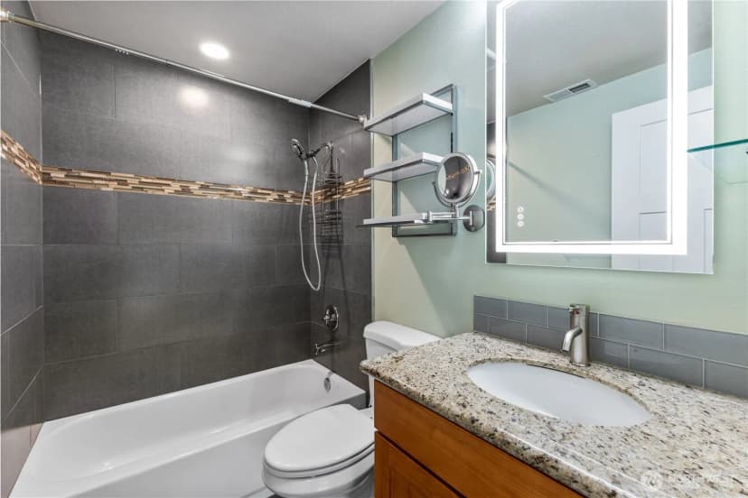 Property photo for 22115 103rd Place Se, Kent photo 14