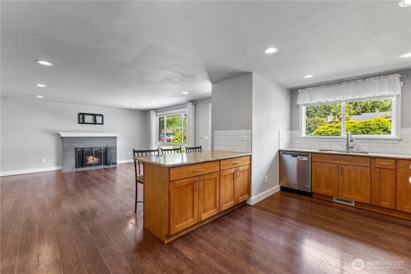 Property photo for 22115 103rd Place Se, Kent photo 11