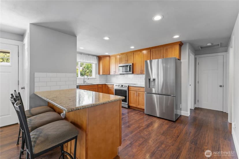 Property photo for 22115 103rd Place Se, Kent photo 10