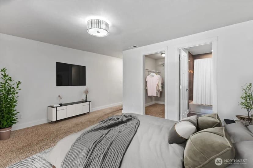 Property photo for 22115 103rd Place Se, Kent photo 15